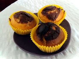 Yogurt cake with chocolate 3