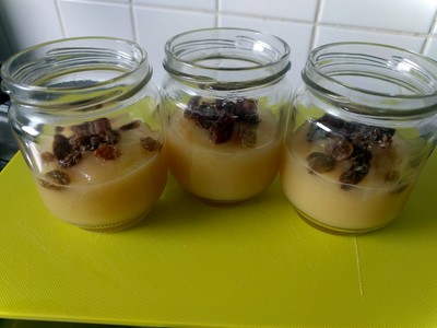 Apple, pear compote with sultanas2