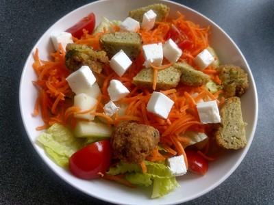 Falafel and feta salad2
