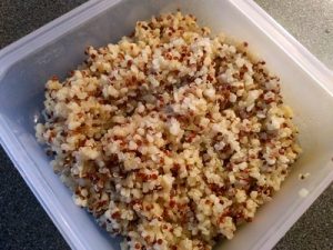 Quinoa bulgur salad with grapes and avocado 12