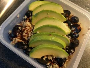 Quinoa bulgur salad with grapes and avocado 22