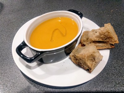 Soup with sweet potatoes, parsnip and truffle oil2