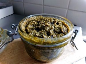 Brusselsprout top pesto 42