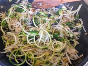 stir fry brocoli, salsify, beansprout, courgette 42