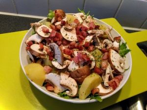 Country salad 32